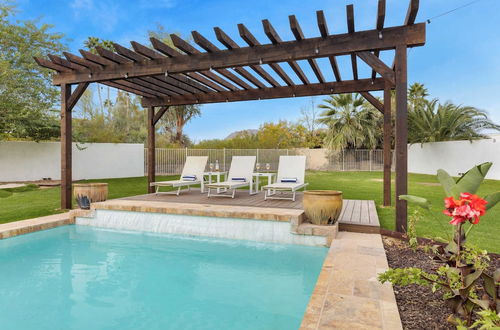 Photo 5 - Sleeps 19, 7bdr Estate! Sports Court, Putting Green, Pool Farrier by Avantstay