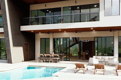 Photo 11 - Casa Amigos - Breathtaking Luxe Ocean View Villa