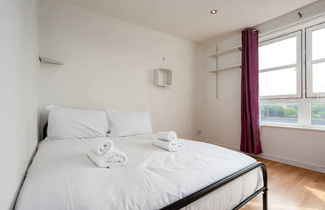 Photo 3 - Stylish 2 Bedroom Apartment Near the City Centre