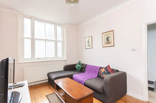 Photo 13 - Cosy 2 Bedroom Apartment in Central London With Garden