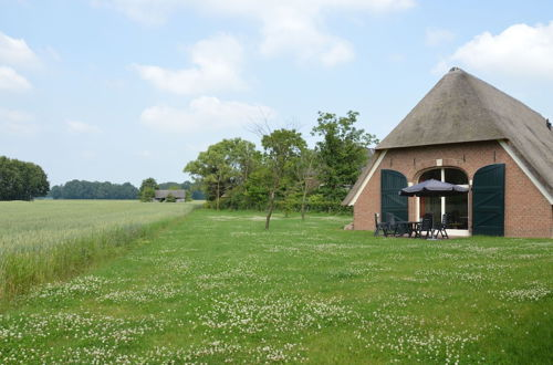 Foto 16 - Staying in a Thatched Barn With box Bed, Beautiful View, Region Achterhoek