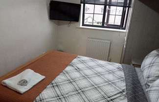 Photo 2 - Beautiful 2-bed House in Bolton With Free Parking