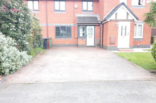 Foto 33 - Beautiful 2-bed House in Bolton With Free Parking