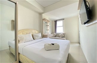 Photo 3 - Homey Furnished 2Br Apartment At Parahyangan Residence