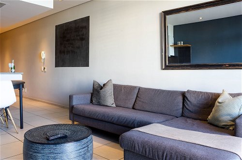 Photo 5 - De Waterkant Studio Apartment - Fully Furnished and Equipped