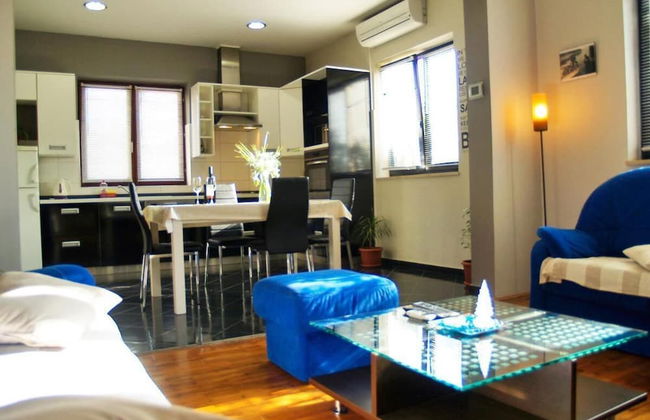 Schöne Ferienwohnung mit Terrasse, Roses - Foto 7