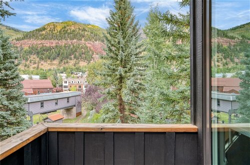 Foto 6 - Manitou Riverhouse 115 by Avantstay Spacious Condo in the Centre of Telluride