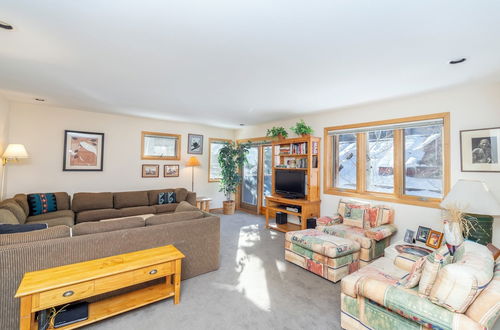 Photo 6 - Lulu City 4B by Avantstay Beautiful Condo 100 Yards From Lift #7 Permit #:3639