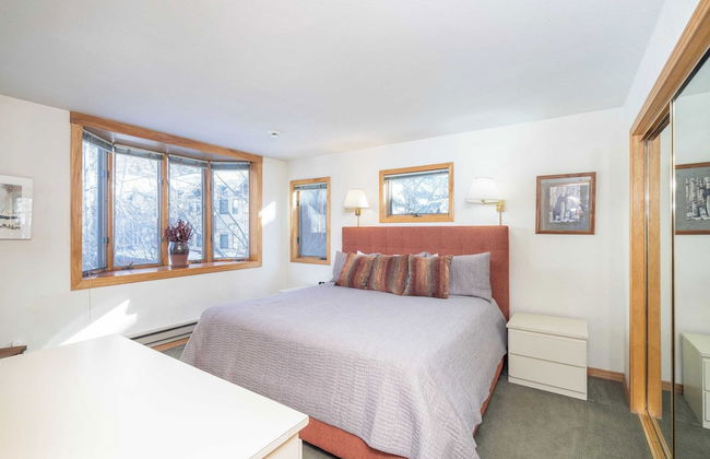Lulu City 4B by Avantstay Beautiful Condo 100 Yards From Lift #7 Permit #:3639 - Foto 6