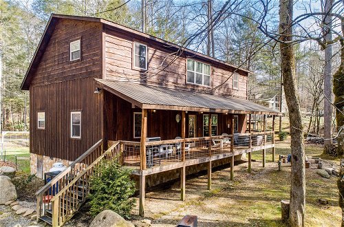 Photo 25 - Ashberry by Avantstay Large Cabin Surrounded in Pine Tree w/ River Views & Game Room