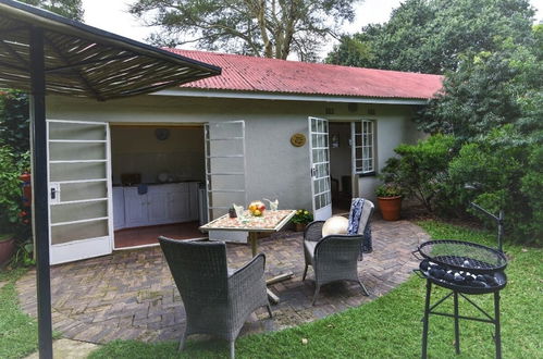 Photo 9 - Bushwillow Spacious Cottage for 2 People With Private Garden Access