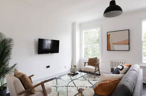 Foto 1 - The Camberwell Retreat - Alluring 2bdr Flat With Garden