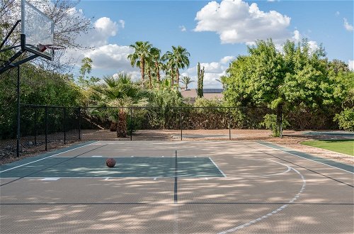 Photo 17 - Preston by Avantstay 6BR Desert Oasis w/ Basketball Court, Pool & Hot Tub