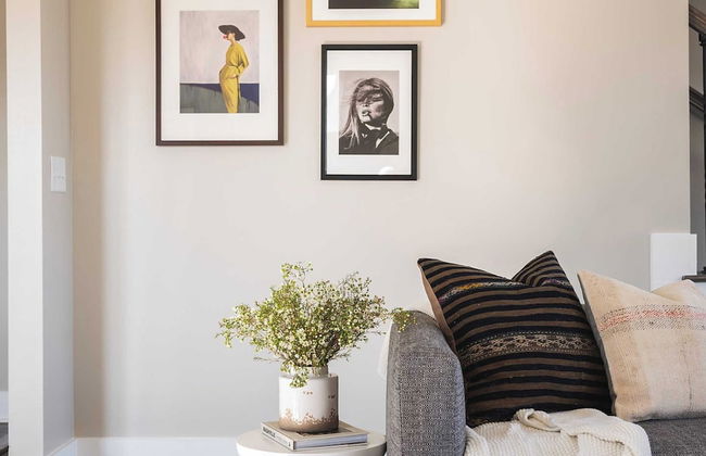 Shelton & Urban by Avantstay Sleeps 20! 2 Unit Buyout! Spacious Design - Foto 9