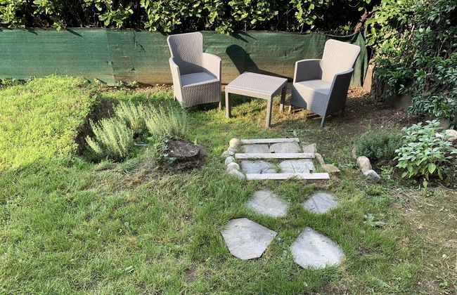Between Nature And City - Apartment With Garden - Foto 14