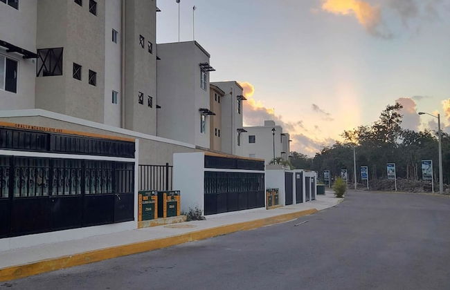 Devoted Hoestel in Cancun With Equipped Kitchen, Pool, Close to Beaches & More! - Photo 34