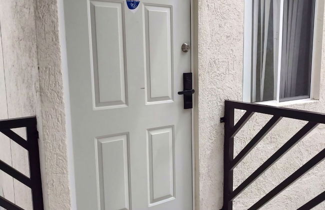 Devoted Hoestel in Cancun With Equipped Kitchen, Pool, Close to Beaches & More! - Photo 37