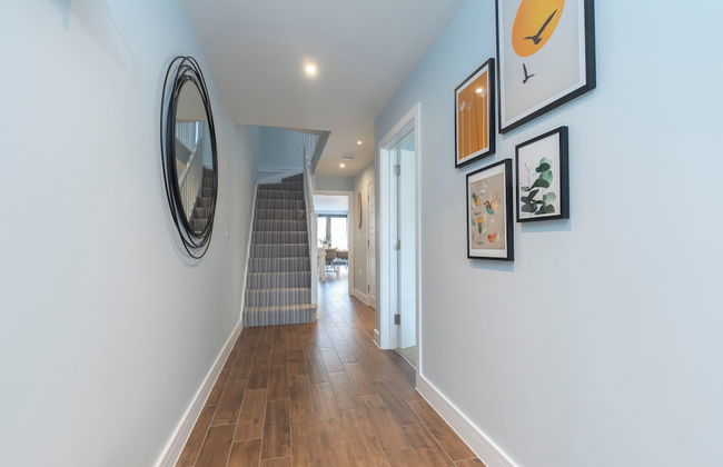 Elliot Oliver - 2 The Old Surgery: Stunning 4 Bedroom Home With Parking In Cheltenham - Foto 2