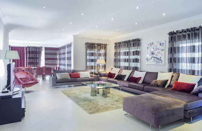 Outstanding Villa Very Well Located Near The Beach - Foto 4