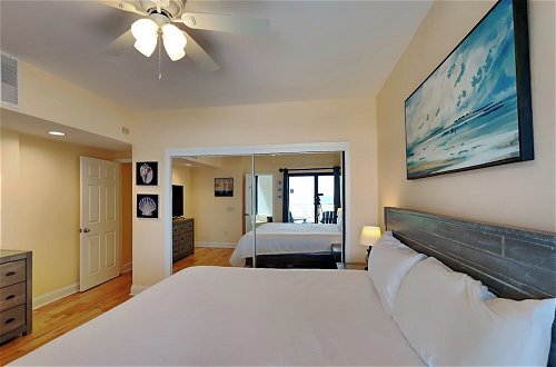 Foto 32 - Palm Beach Club by Southern Vacation Rentals