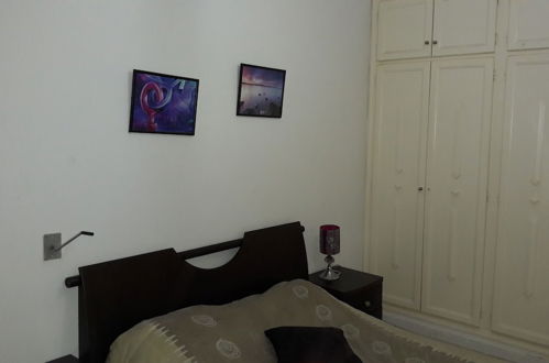 Photo 3 - Spacious Very Modern Apartment Richly Furnished