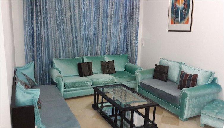 Photo 1 - spacious Very Modern Apartment Richly Furnished