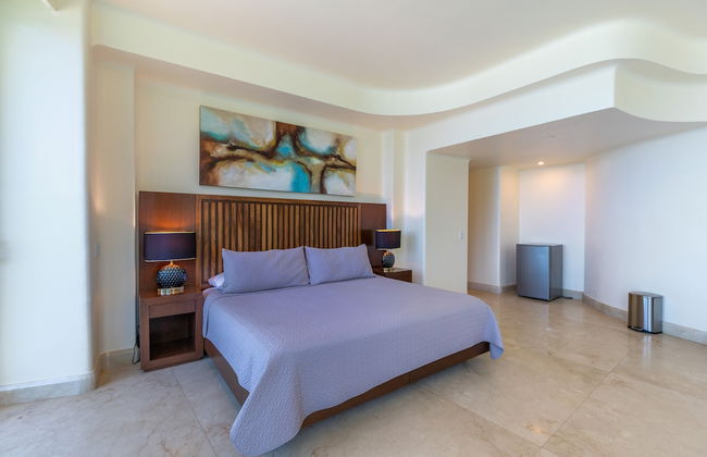 Fully Staffed, Beach Frontage Luxury Villa - Foto 10