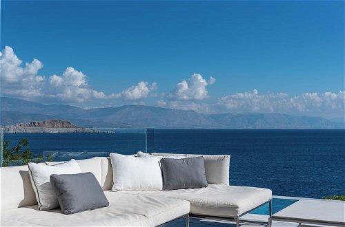 Foto 22 - Welcome to Villa Soligia! Beach Front Villa Large Private Pool Amazing Sea View
