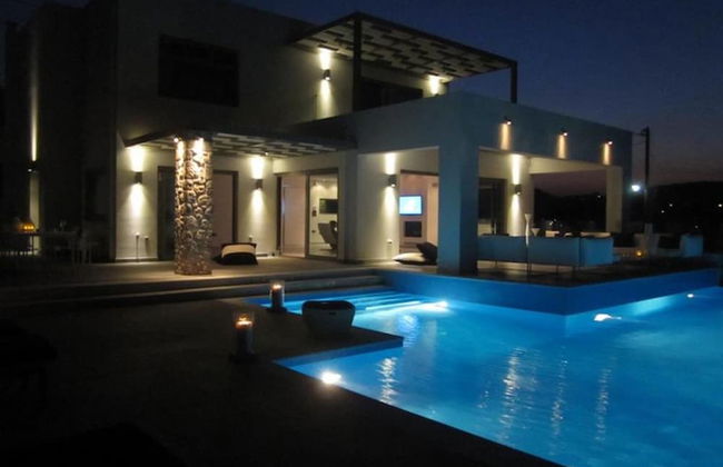 Welcome to Villa Soligia! Beach Front Villa Large Private Pool Amazing Sea View - Foto 15