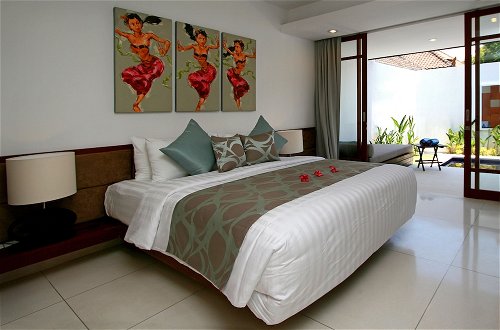 Photo 5 - Smart Comfort Apartments Batu Jimbar