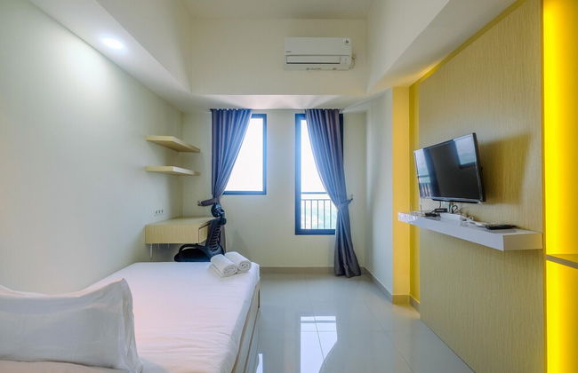 Cozy Living Studio Room at Evenciio Margonda Apartment - Foto 16