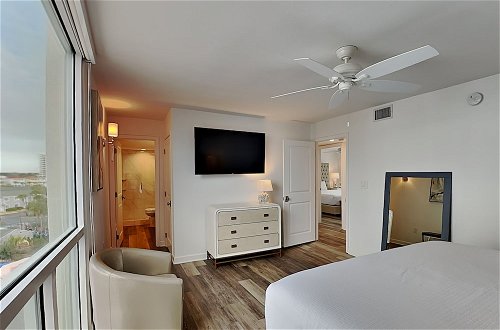 Photo 12 - Shoreline Towers by Southern Vacation Rentals