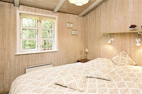 Photo 10 - 6 Person Holiday Home in Norre Nebel
