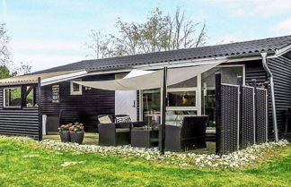 Foto 1 - 6 Person Holiday Home in Hals