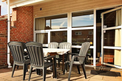 Photo 13 - Cozy Holiday Home in Blåvand near Beach