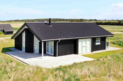 Photo 1 - 6 Person Holiday Home in Hirtshals