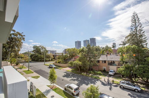 Photo 21 - Wow Southport Apartment Near Light Rail Station