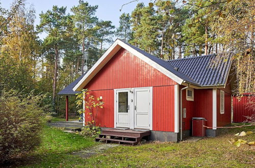 Foto 17 - 6 Person Holiday Home in Aakirkeby