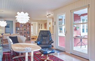 Photo 3 - 6 Person Holiday Home in Aakirkeby