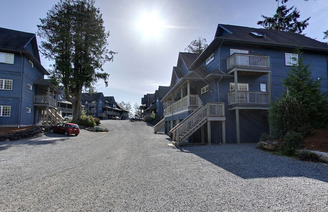 Embarc Ucluelet - Photo 17