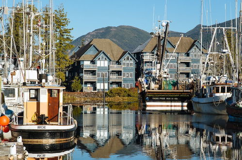 Photo 19 - Embarc Ucluelet