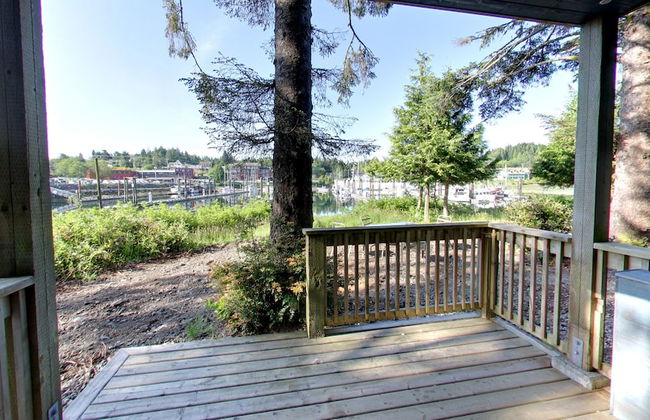Embarc Ucluelet - Photo 13