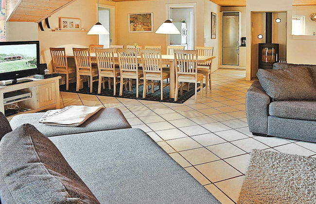 12 Person Holiday Home in Ulfborg-by Traum - Foto 9