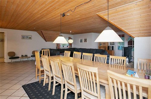 Photo 16 - 12 Person Holiday Home in Ulfborg