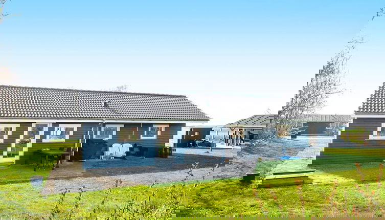 Foto 1 - 12 Person Holiday Home in Vinderup-by Traum