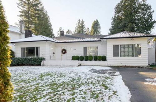 Photo 1 - Classic House in Heart of Vancouver