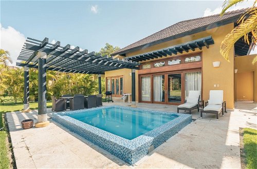 Foto 1 - Tropical Villa With Picuzzi at Green Village B843