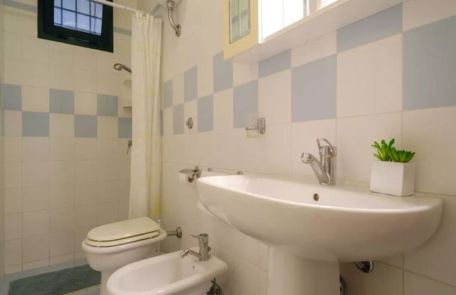 Villa With Climate, Wi-fi and Private Parking - Foto 11