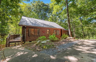 Photo 2 - Dancing Bears Cabin With hot tub Fireplace Creek