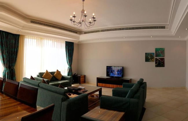 Al Majaz Premiere Hotel Apartment - Photo 6